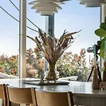 Island Weekend With Pastels And View * Bogentved
