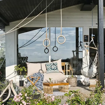 Island Weekend With Pastels And View * Bogentved