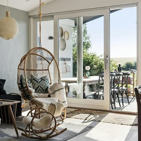 Island Weekend With Pastels And View *